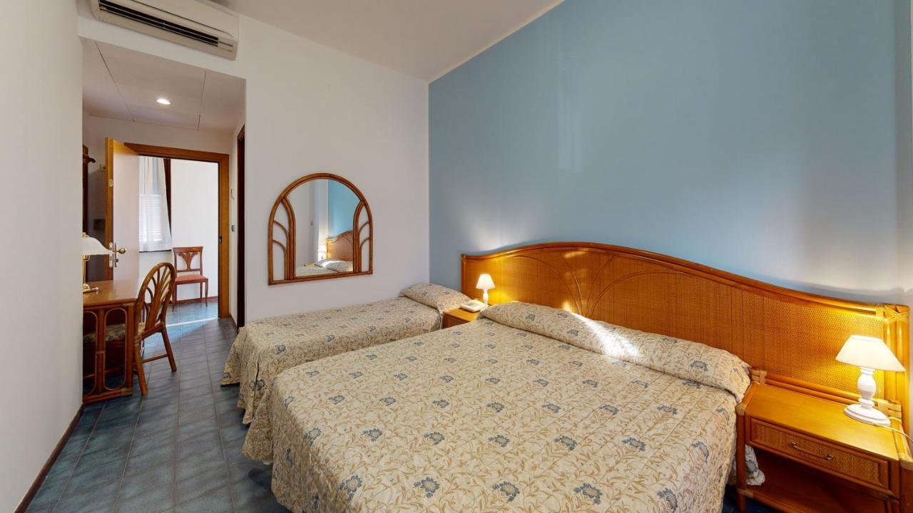 Hotel Zunino Споторно Экстерьер фото