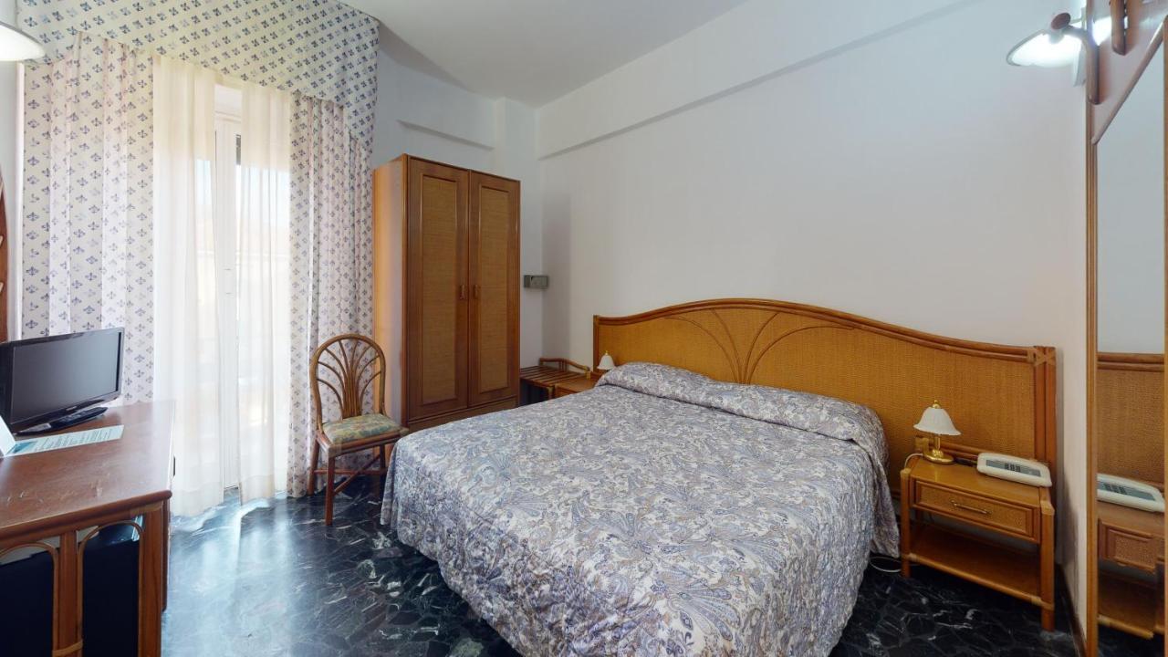 Hotel Zunino Споторно Экстерьер фото